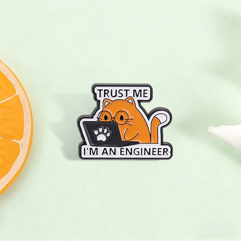 Laptop Accessories Design - Ben bir mühendisim alıntılı emaye rozet,
